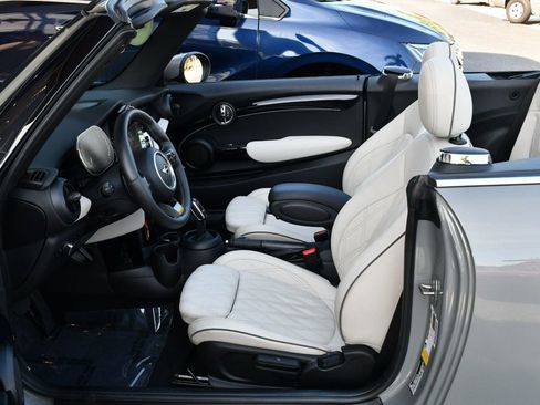 Used 2023 MINI Cooper S w/ Signature Upholstery Package FWD image 57
