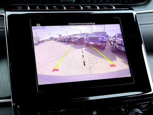 New 2025 Jeep Grand Cherokee L Laredo image 14