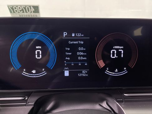Certified 2025 Hyundai Kona SEL AWD/4WD image 20