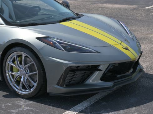 Used 2023 Chevrolet Corvette Stingray Premium Cpe w/ Z51 Performance Package RWD image 33