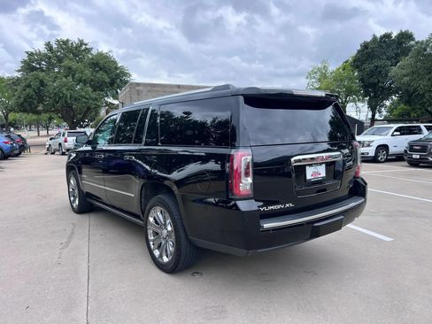 Used 2016 GMC Yukon XL Denali w/ Open Road Package AWD/4WD image 8