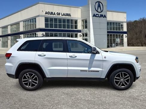 Used 2018 Jeep Grand Cherokee Trailhawk AWD/4WD image 7