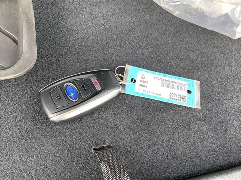 Used 2025 Subaru Forester Premium AWD/4WD image 15