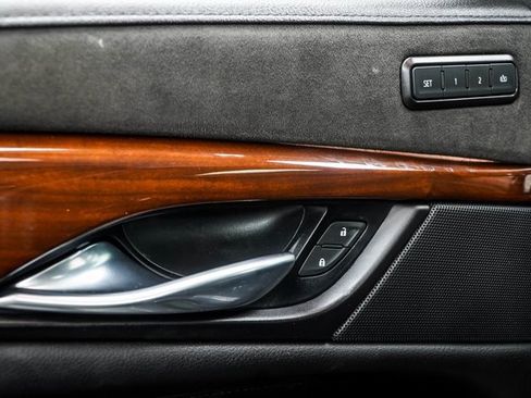 Used 2019 Cadillac Escalade Luxury image 42