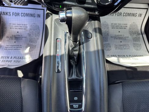 Used 2021 Honda HR-V Sport image 22