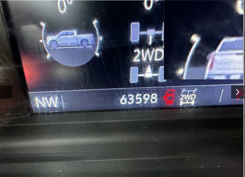 Used 2019 Chevrolet Silverado 1500 LT w/ All-Star Edition AWD/4WD image 4