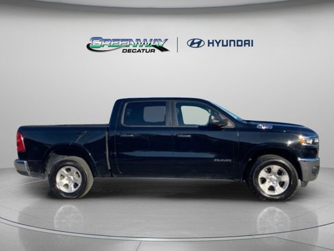 Used 2025 RAM 1500 Big Horn image 9
