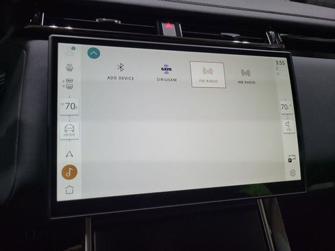 New 2026 Land Rover Range Rover Velar Dynamic SE image 32