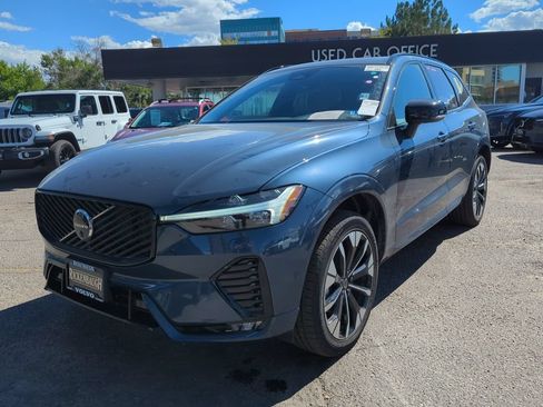 Used 2026 Volvo XC60 B5 Plus AWD/4WD image 3