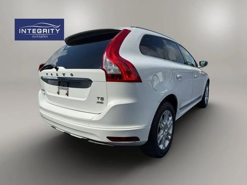Used 2016 Volvo XC60 T5 Premier w/ Protection Package AWD/4WD image 3