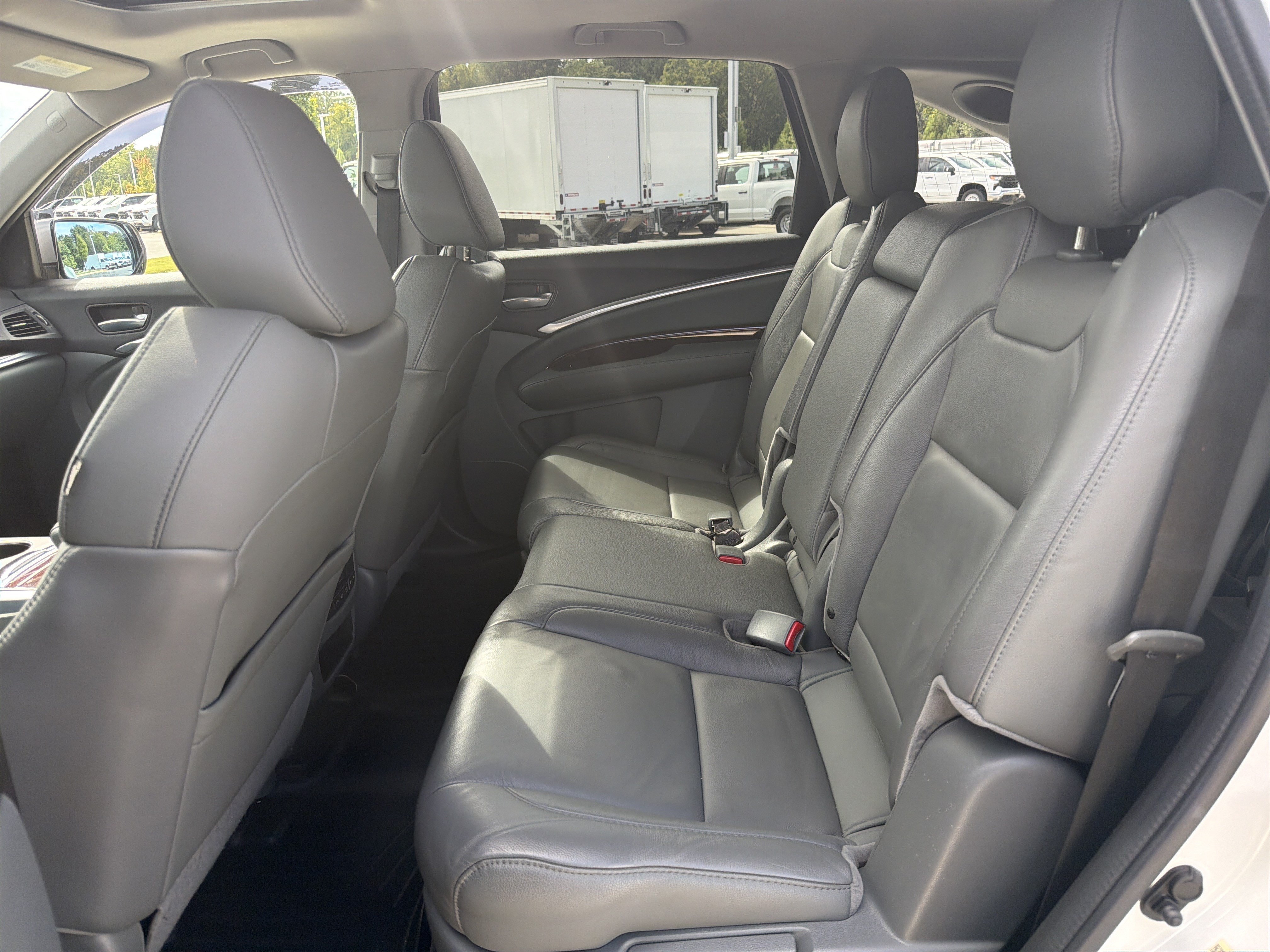 Used 2015 Acura MDX w/ Technology Package FWD image 31