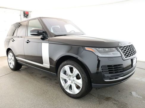 Used 2022 Land Rover Range Rover Westminster Edition image 3