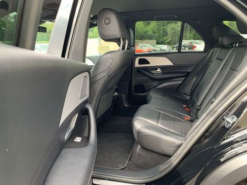 Used 2024 Mercedes-Benz GLE 350 4MATIC image 16