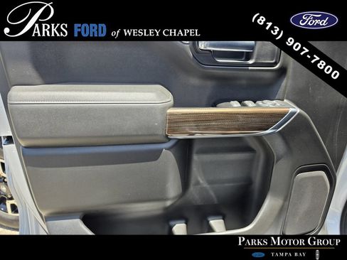 Used 2019 Chevrolet Silverado 1500 RST AWD/4WD image 16