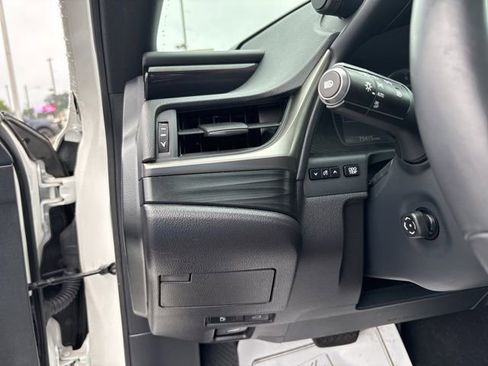 Used 2020 Lexus ES 350 w/ Premium Package FWD image 16