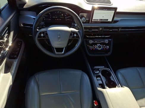 Used 2021 Lincoln Corsair FWD w/ Premium Package image 11