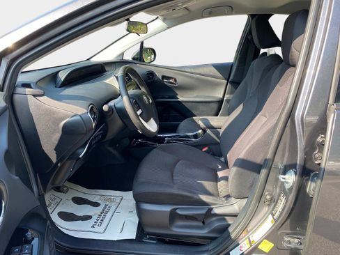 Used 2017 Toyota Prius Prime Plus image 9