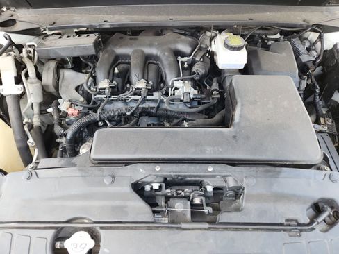Used 2020 Nissan Pathfinder SL FWD image 32