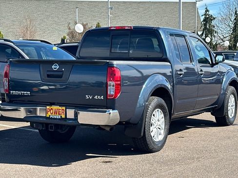 Used 2018 Nissan Frontier SV image 4