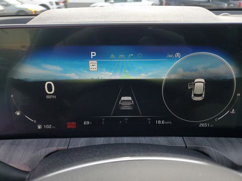 Used 2025 Kia Telluride SX Prestige image 32