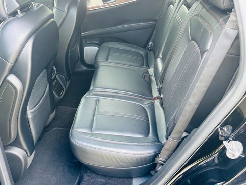 Used 2016 Lincoln MKX Black Label w/ Technology Package image 16