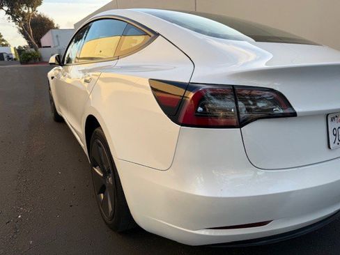 Used 2023 Tesla Model 3 Standard Range image 10