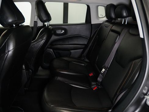 Used 2020 Jeep Compass Latitude FWD image 20