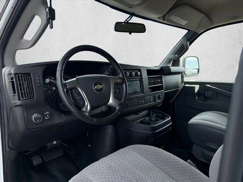 Used 2019 Chevrolet Express 2500 w/ Driver Convenience Package RWD image 10