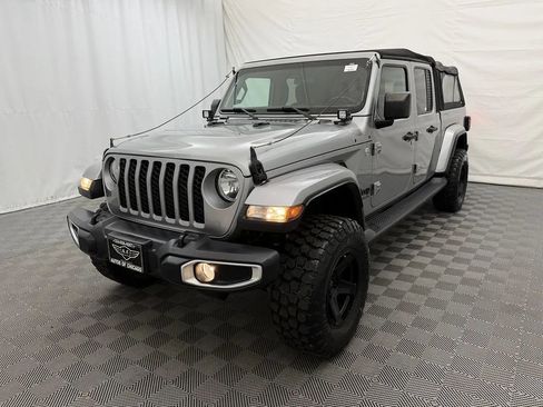 Used 2021 Jeep Gladiator Sport AWD/4WD image 2