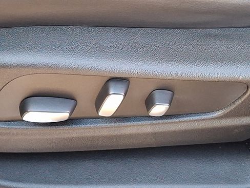 Certified 2023 Cadillac XT5 Premium Luxury image 17