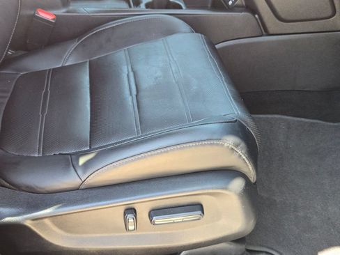 Used 2020 Honda CR-V EX-L image 27