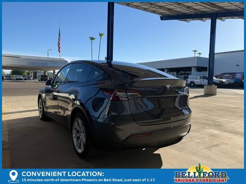 Used 2021 Tesla Model Y Long Range AWD/4WD image 3