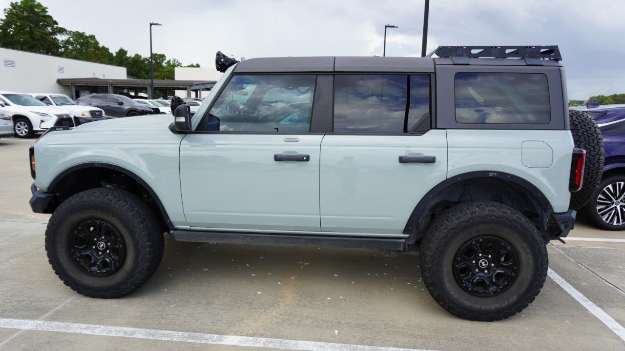 Used 2023 Ford Bronco Wildtrak AWD/4WD image 5
