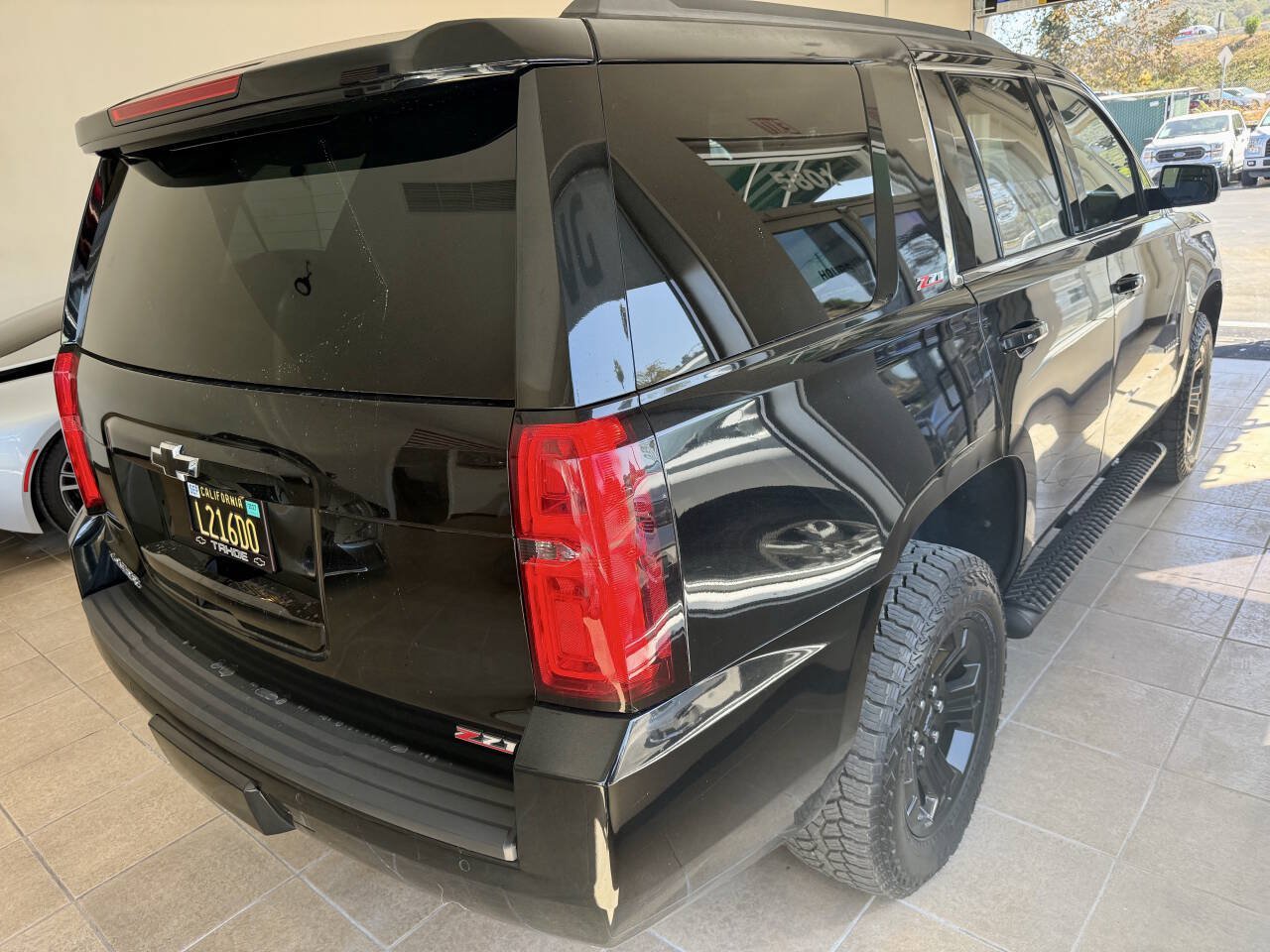 Used 2017 Chevrolet Tahoe LT AWD/4WD image 7