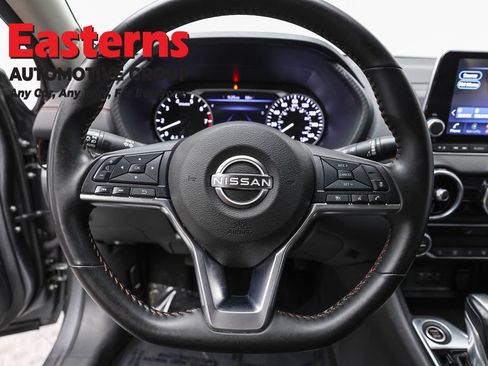 Used 2025 Nissan Sentra SR FWD image 10