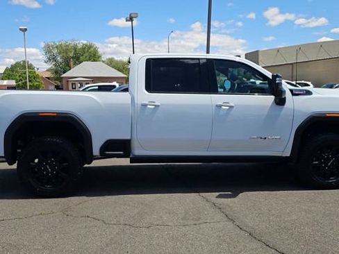 New 2026 GMC Sierra 2500 AT4 w/ AT4 Premium Plus Package AWD/4WD image 11