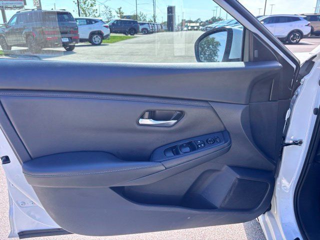 Used 2024 Nissan Sentra SV w/ Trunk Package FWD image 13