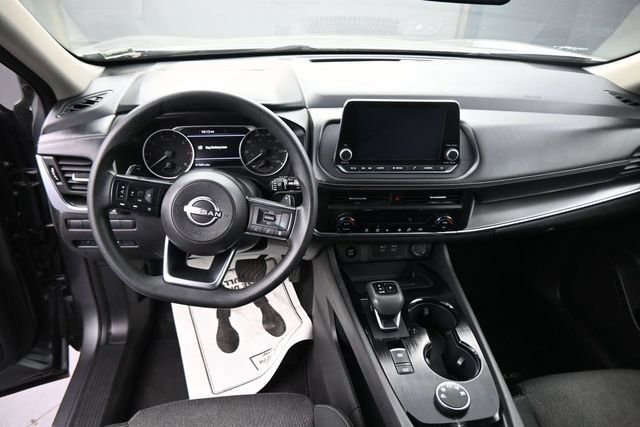 Used 2024 Nissan Rogue SV AWD/4WD image 20
