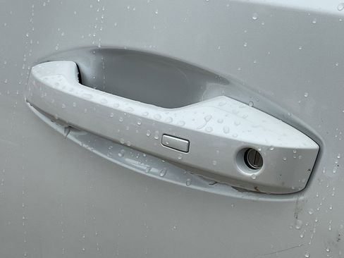 New 2026 Nissan Armada Platinum Reserve image 9