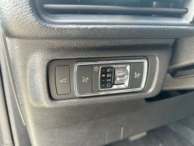 Used 2022 Lincoln Corsair AWD w/ Premium Package image 48