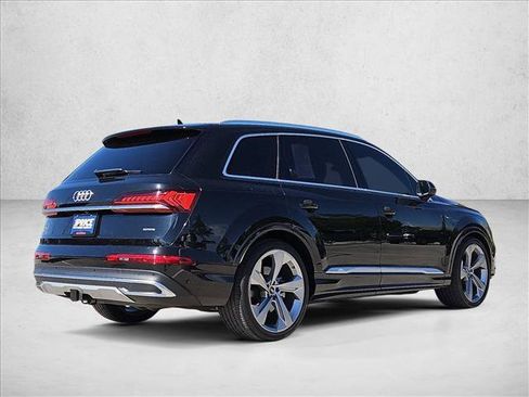 Used 2022 Audi Q7 3.0T Prestige w/ Prestige Package AWD/4WD image 5