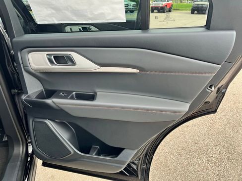 New 2026 Ford Explorer Active image 10