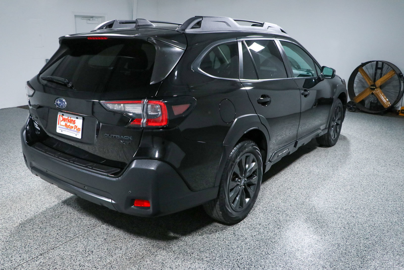 Used 2024 Subaru Outback Onyx Edition XT AWD/4WD image 7