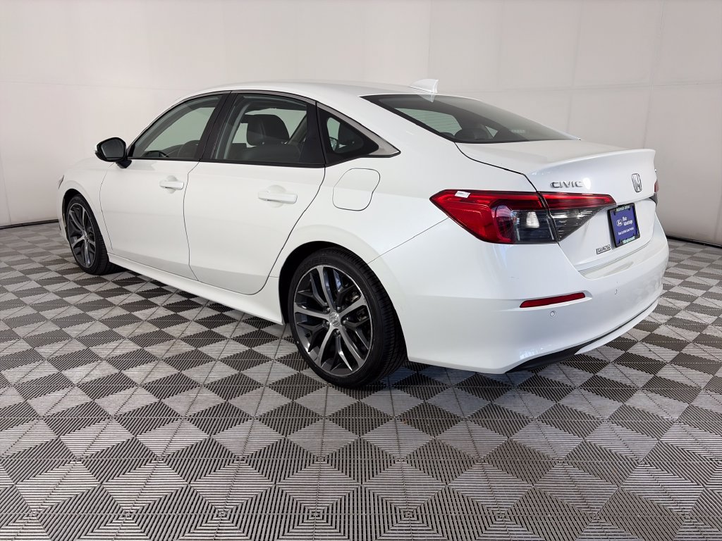 Used 2024 Honda Civic Touring image 5