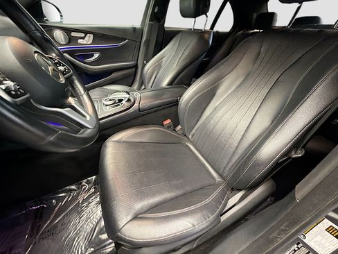 Used 2019 Mercedes-Benz E 300 w/ Premium 1 Package image 11