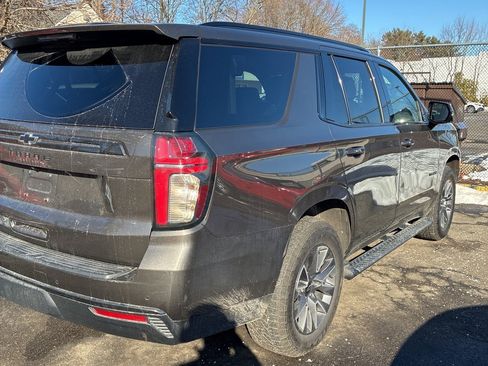 Used 2021 Chevrolet Tahoe Z71 w/ Z71 Signature Package image 6