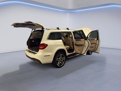 Used 2017 Mercedes-Benz GLS 550 4MATIC image 14