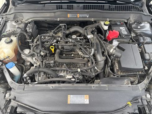Used 2020 Ford Fusion SE FWD image 22