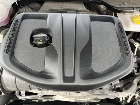 Used 2025 RAM 1500 Laramie w/ Trailer Tow Group AWD/4WD image 29