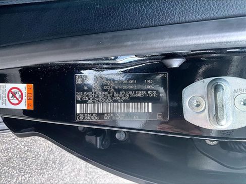 Used 2016 Toyota Land Cruiser AWD/4WD image 9